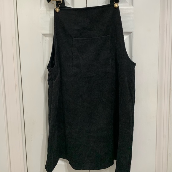 BOUTIQUE OVERALL DRESS - Picture 1 of 5